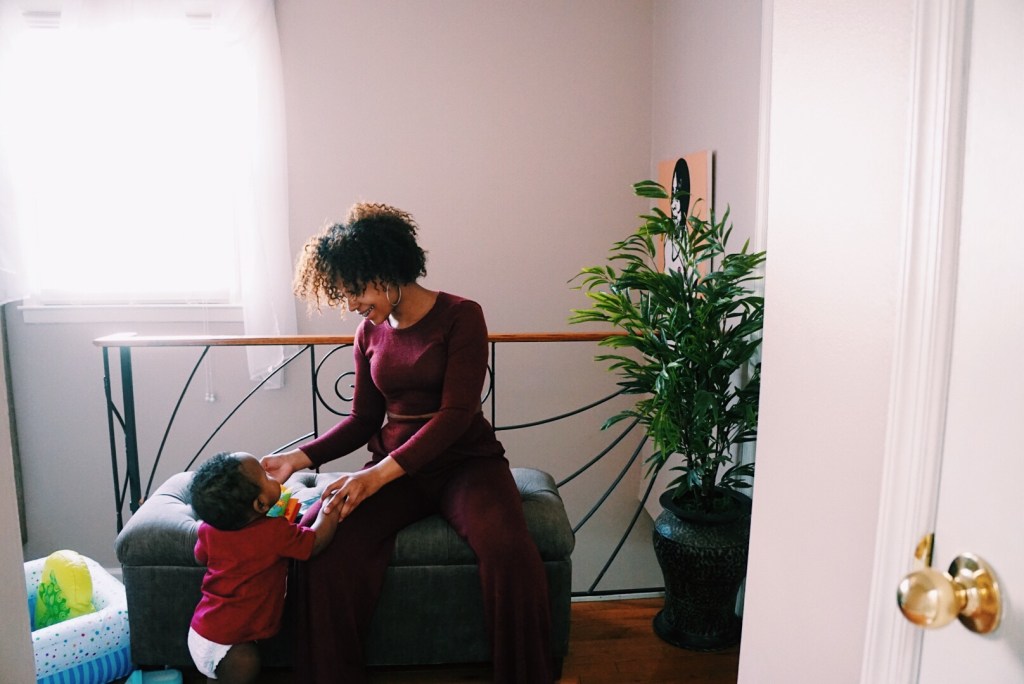 “You Still Look Pregnant!” – The Truth About Postpartum&nbsp;‘Snapbacks’